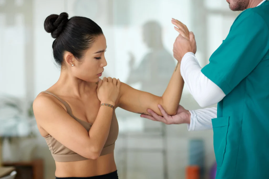 best doctor for muscle pain near me